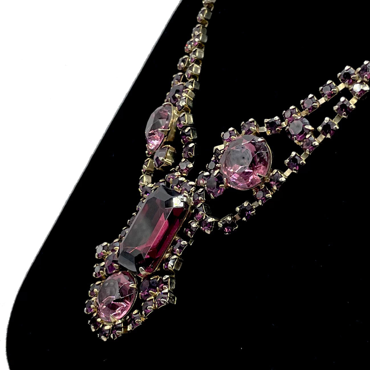 1950s purple rhinestone necklace