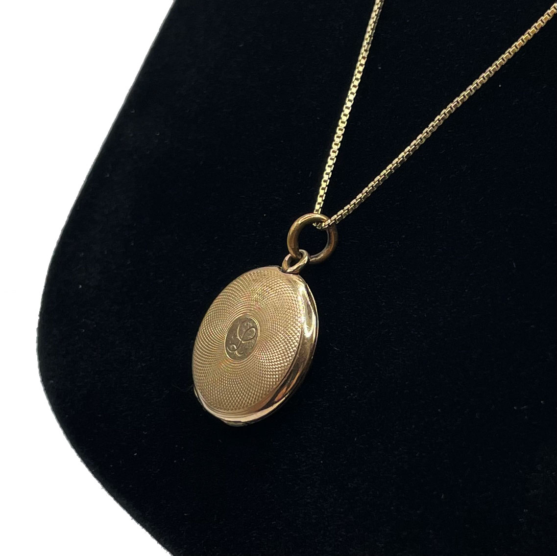 Antique locket pendant necklace