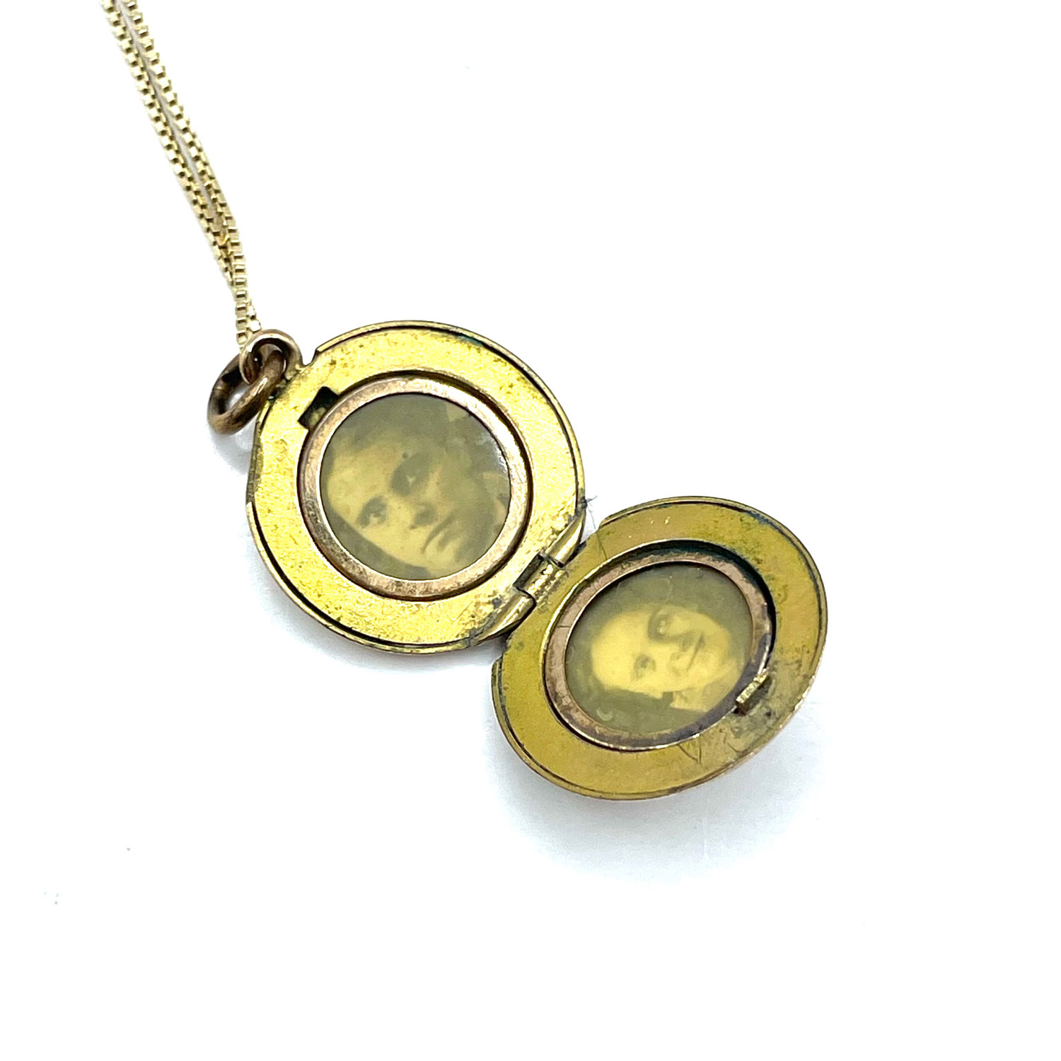 Antique locket pendant necklace