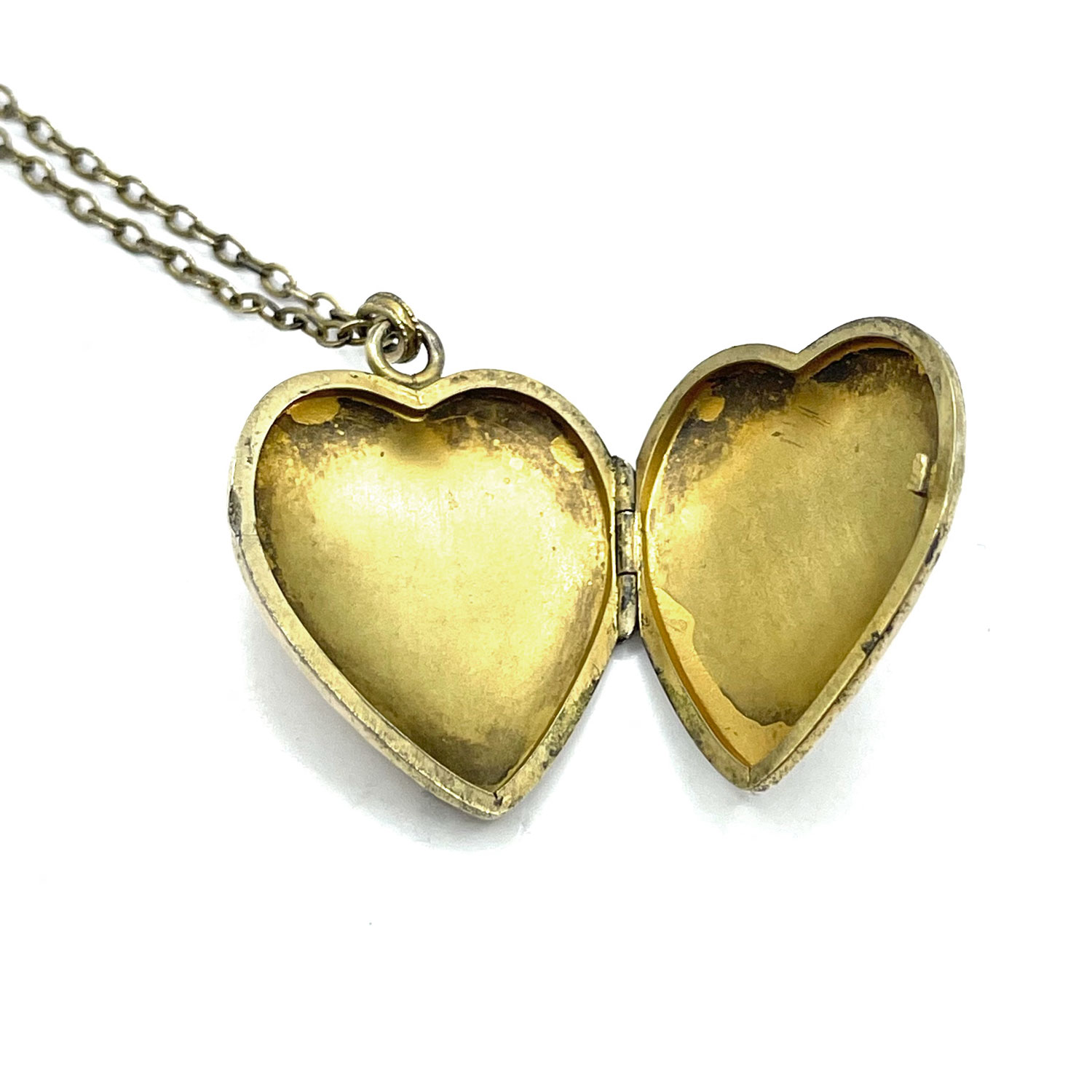 Antique heart locket pendant necklace