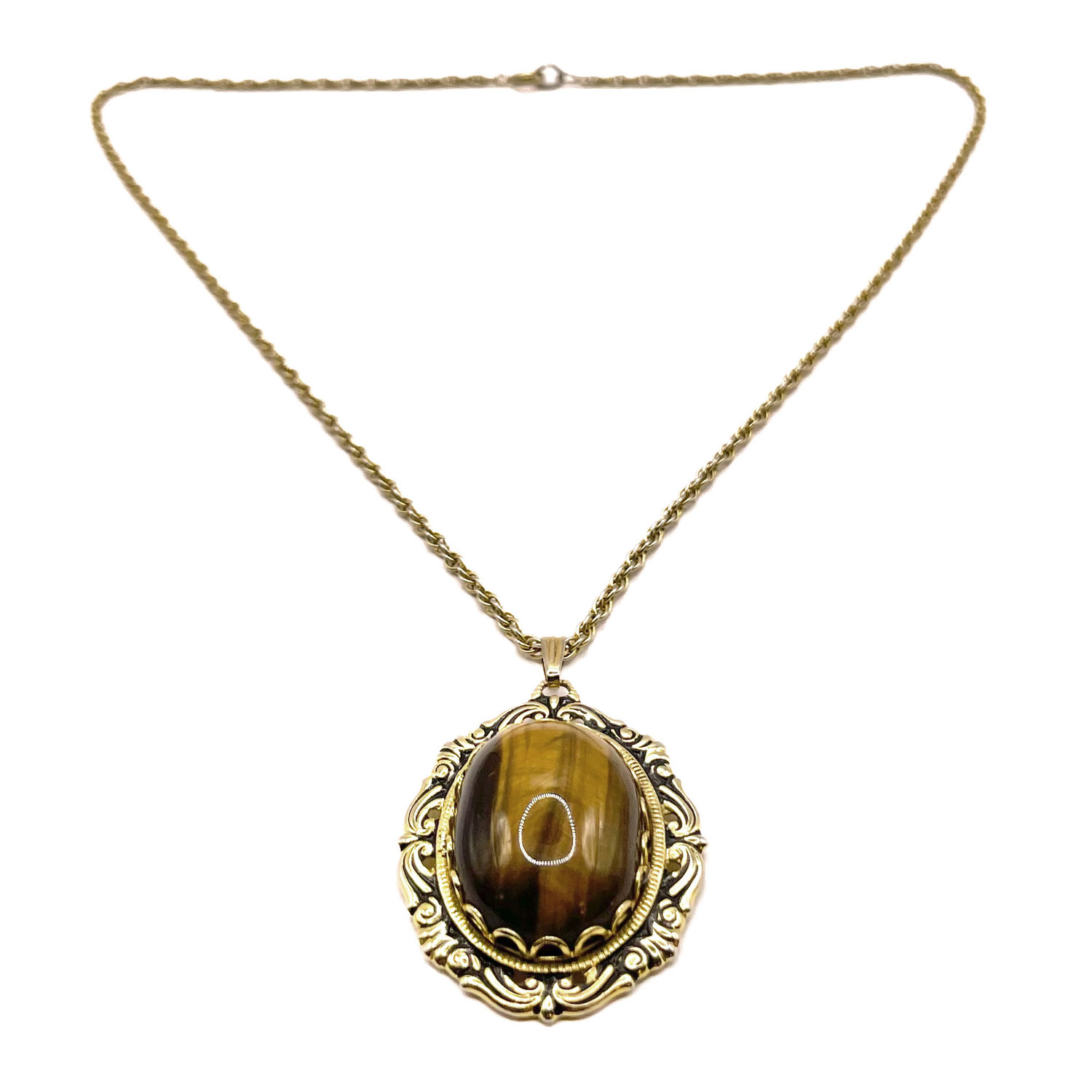 Vintage tiger eye cabochon pendant necklace