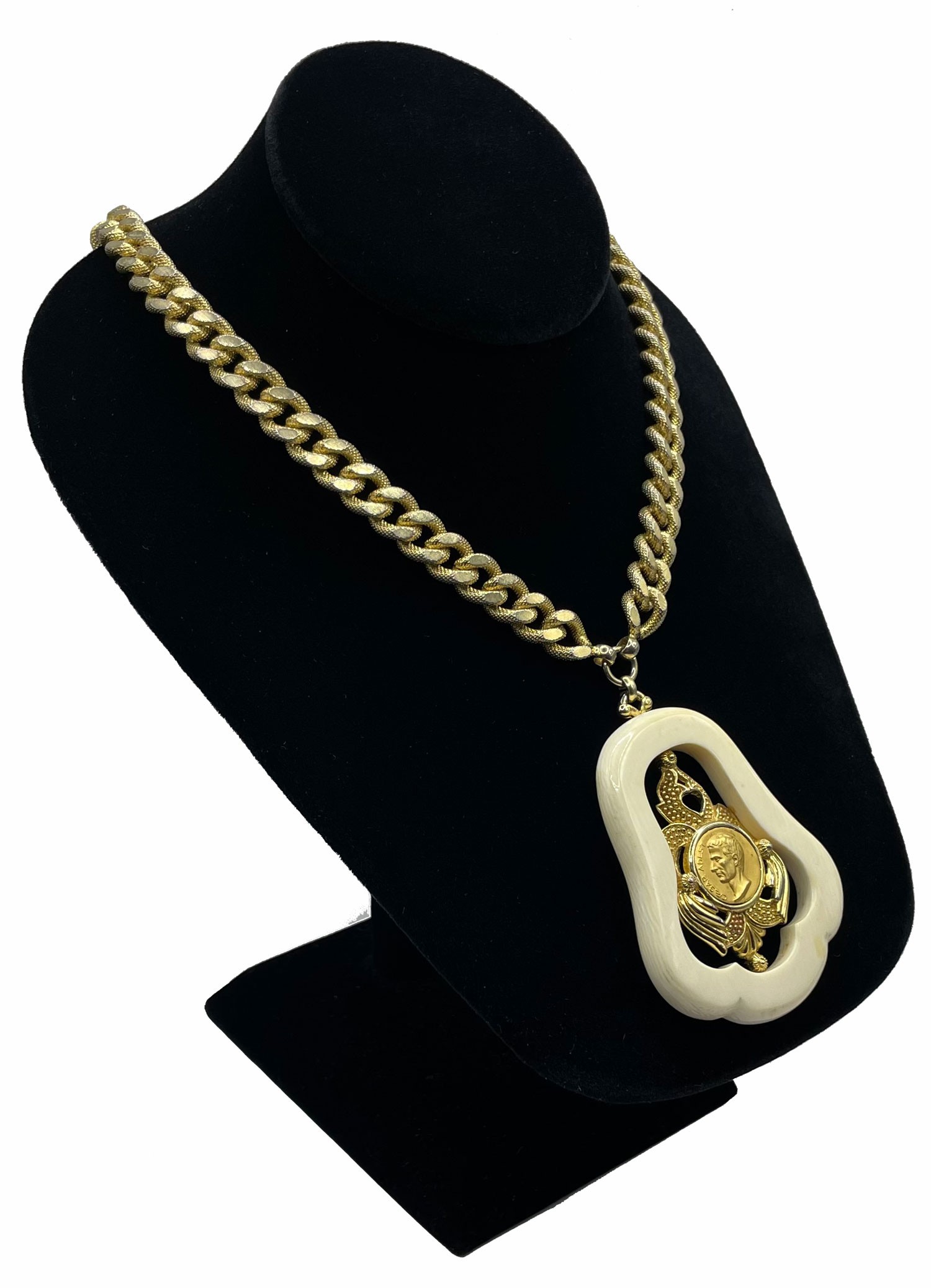 Nettie Rosenstein designer pendant necklace
