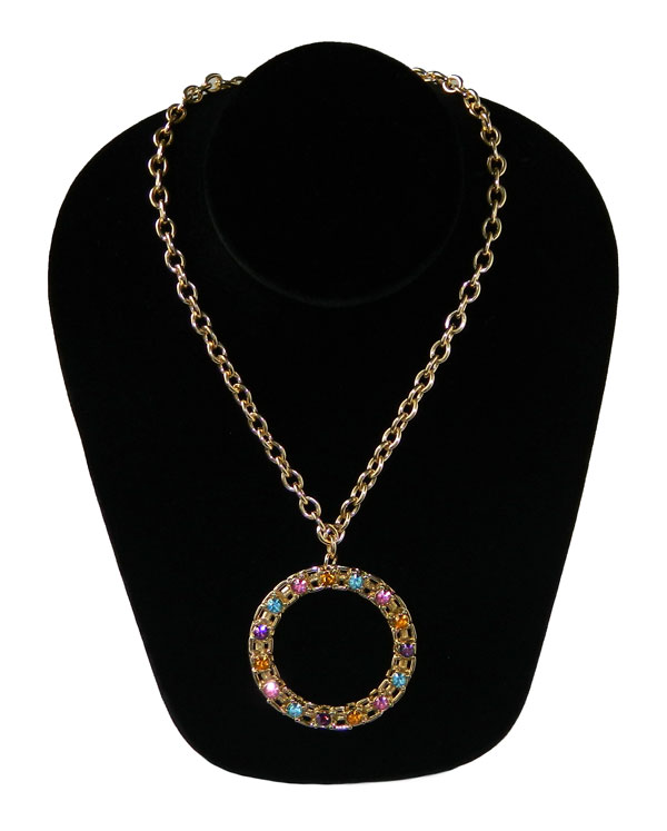 Sarah Coventry rhinestone pendant necklace