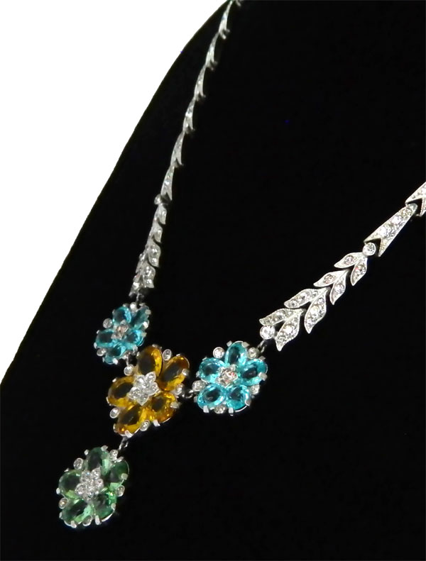 1940's Art Deco Trifari rhinestone necklace