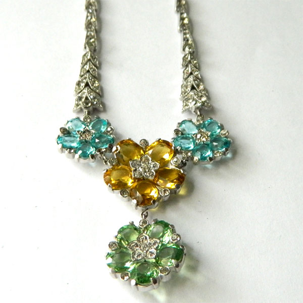 1940's Art Deco Trifari rhinestone necklace