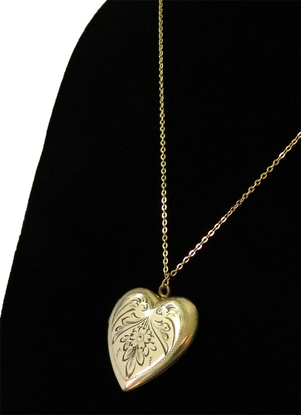 Vintage heart locket necklace