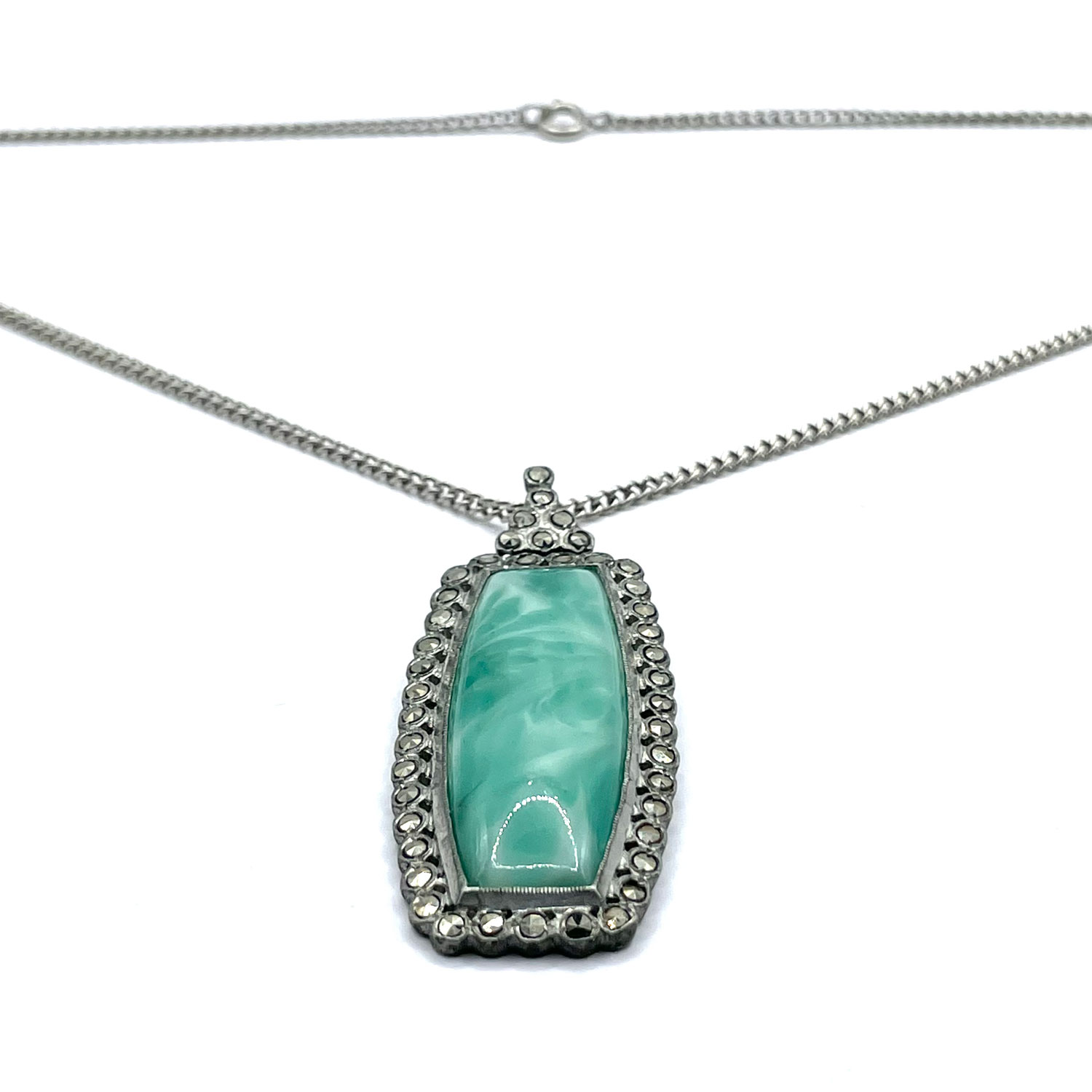 1930s Art Deco pendant necklace