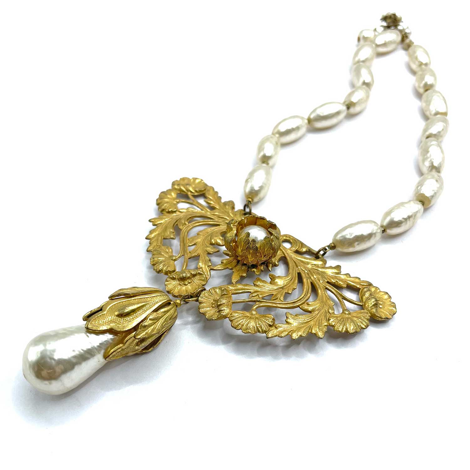 Miriam Haskell pendant necklace
