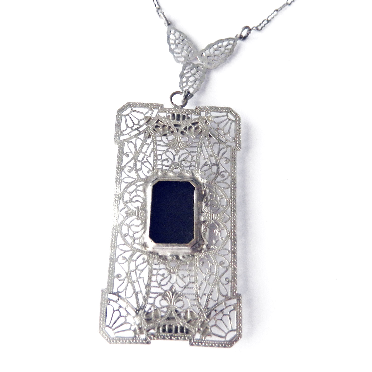 Art deco pendant necklace