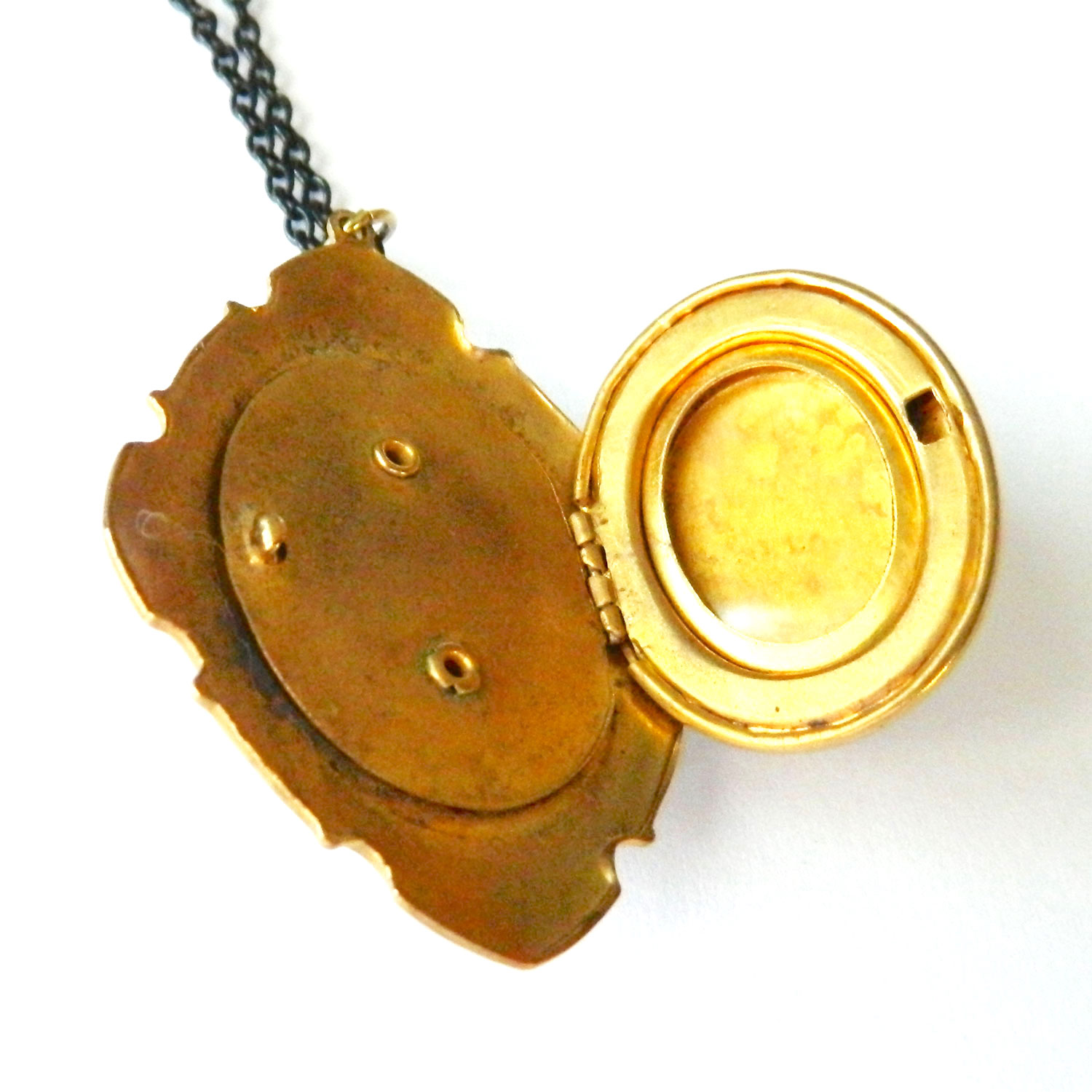 Cameo locket necklace