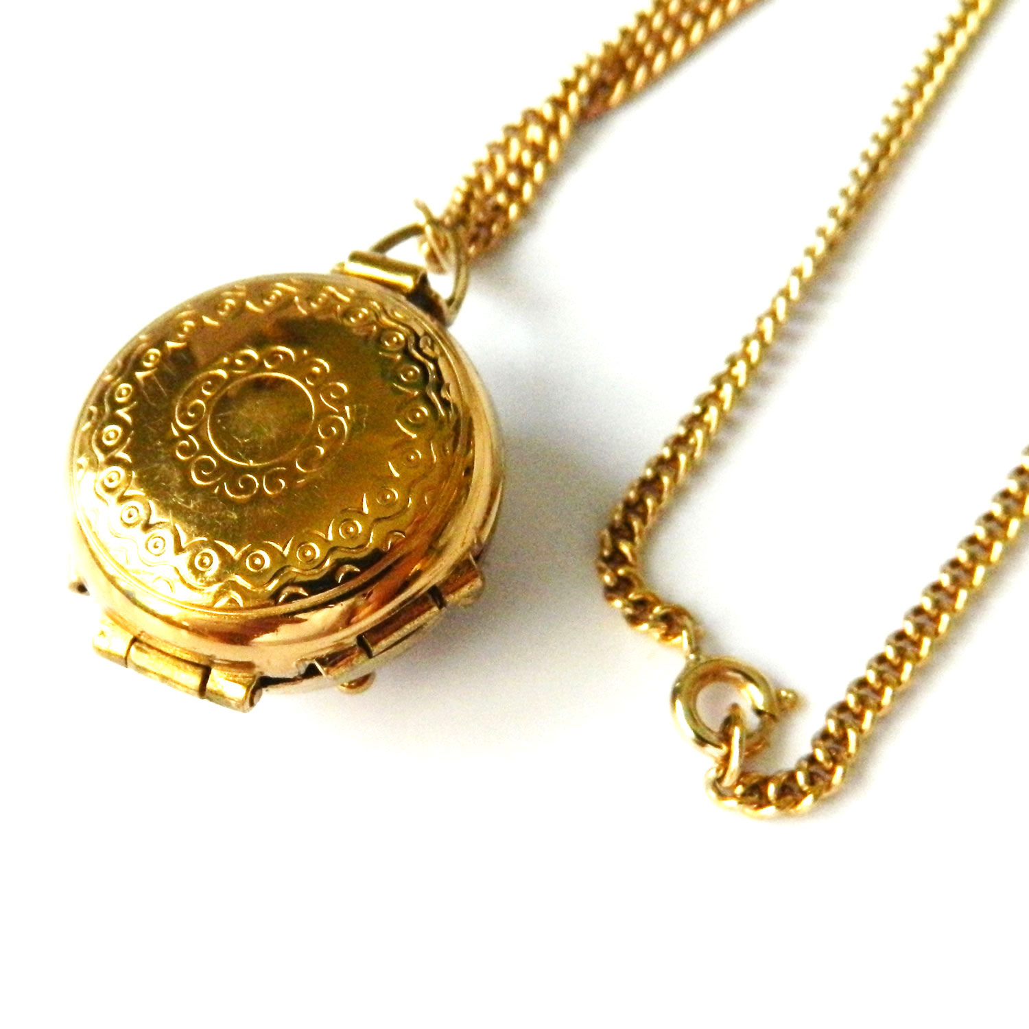 Coro locket on sale