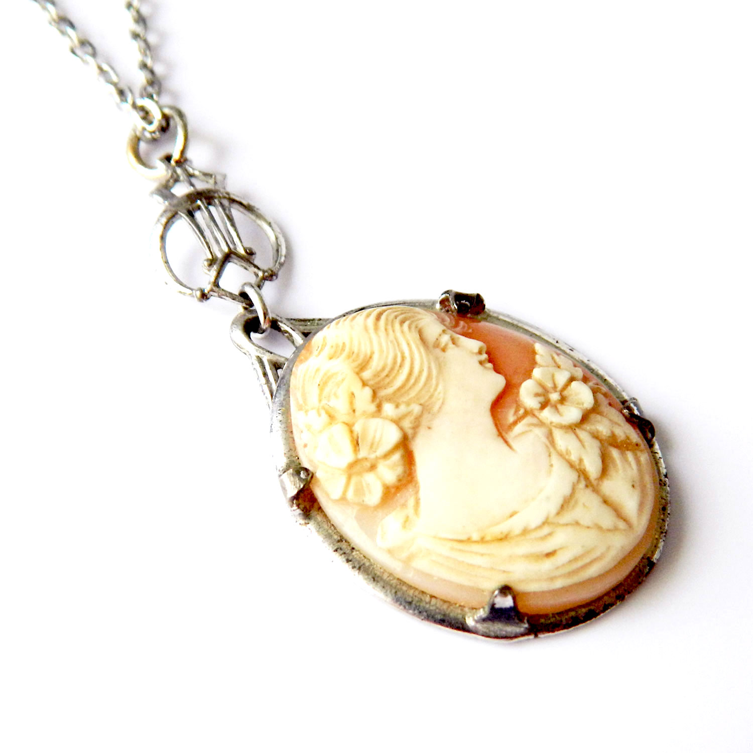 1920's art deco cameo pendant necklace