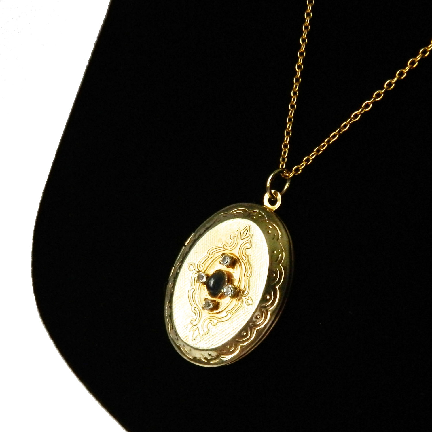 Vintage locket necklace