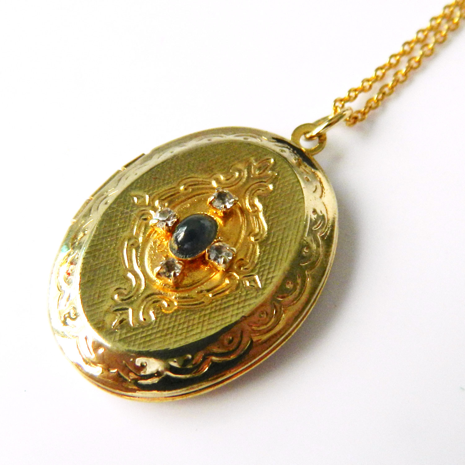 vintage locket