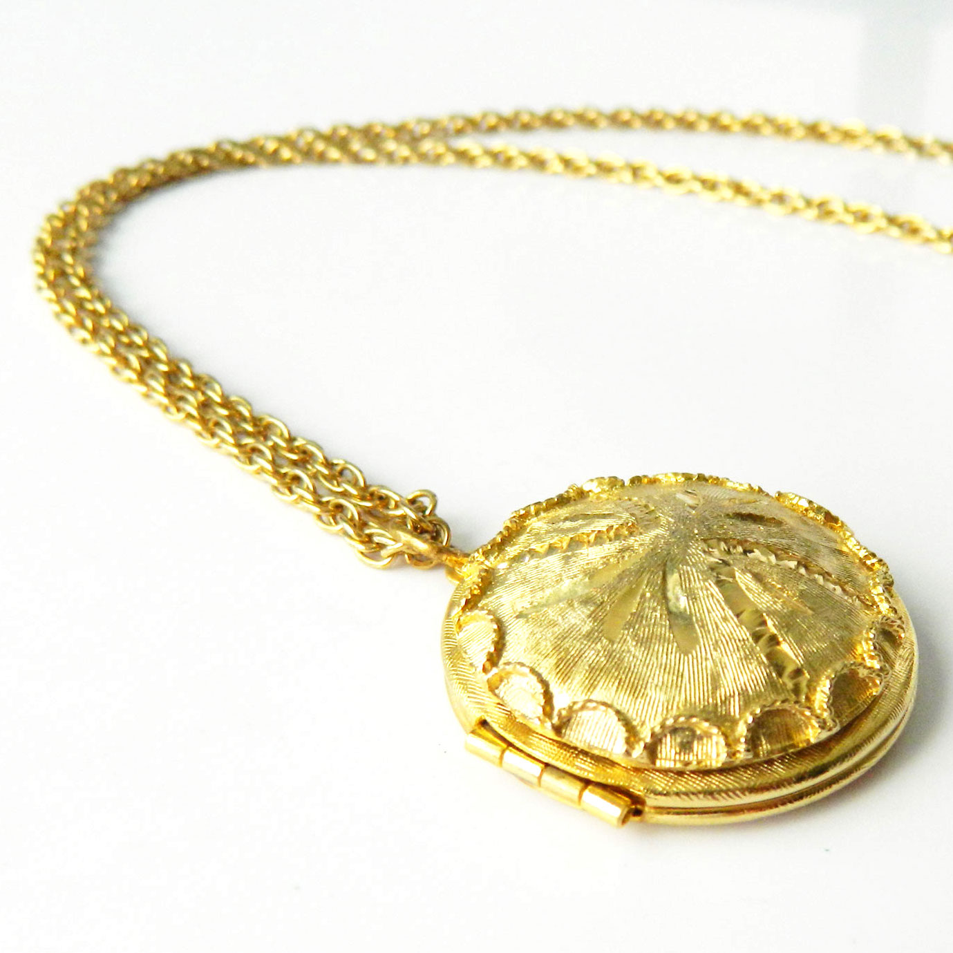 Vintage locket necklace