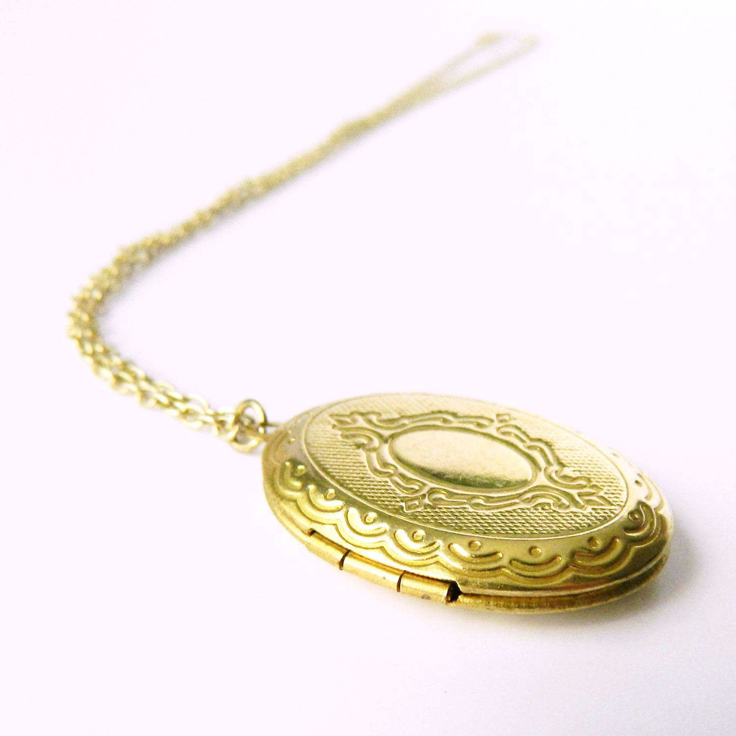 Vintage locket necklace