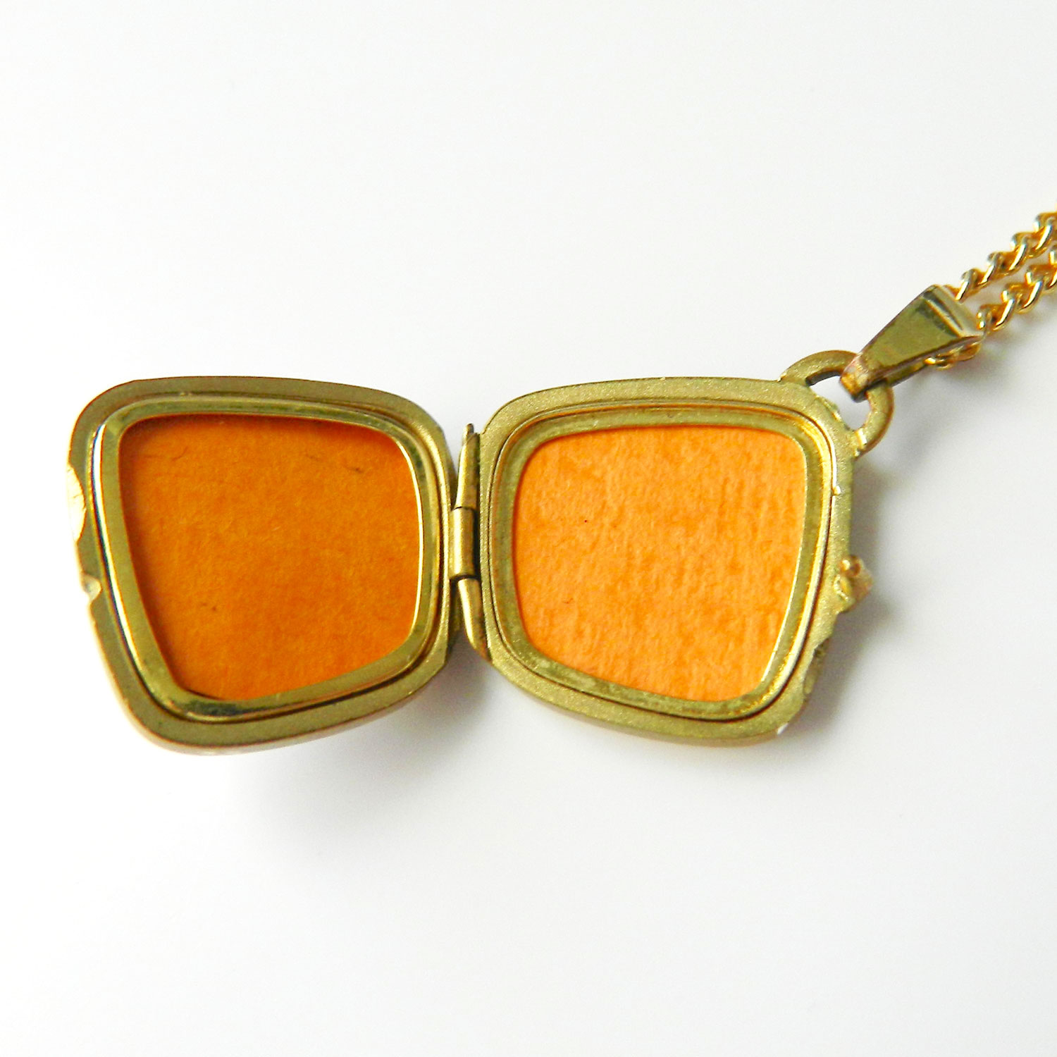 1940s mother of pearl locket necklace