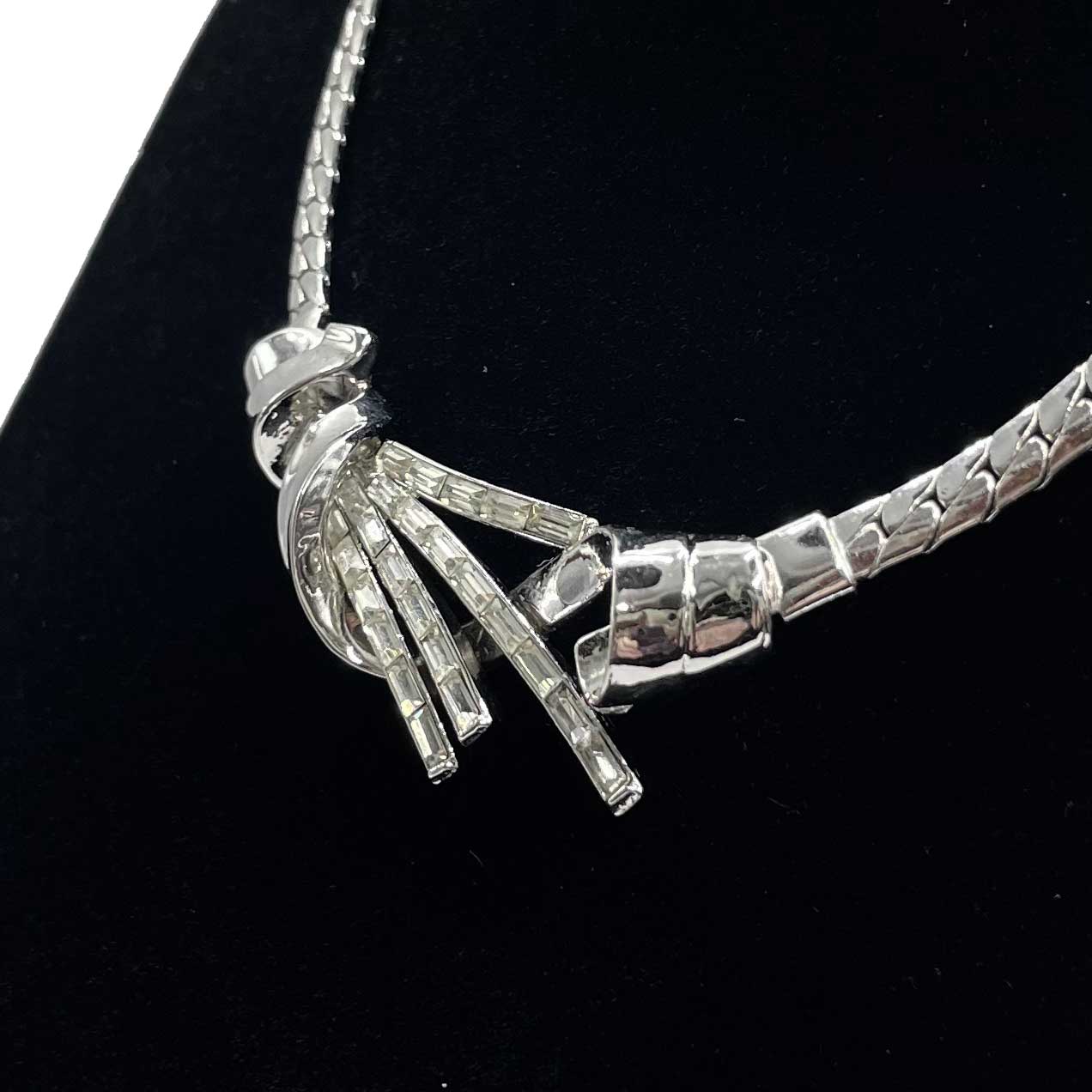 Trifari Meteor necklace