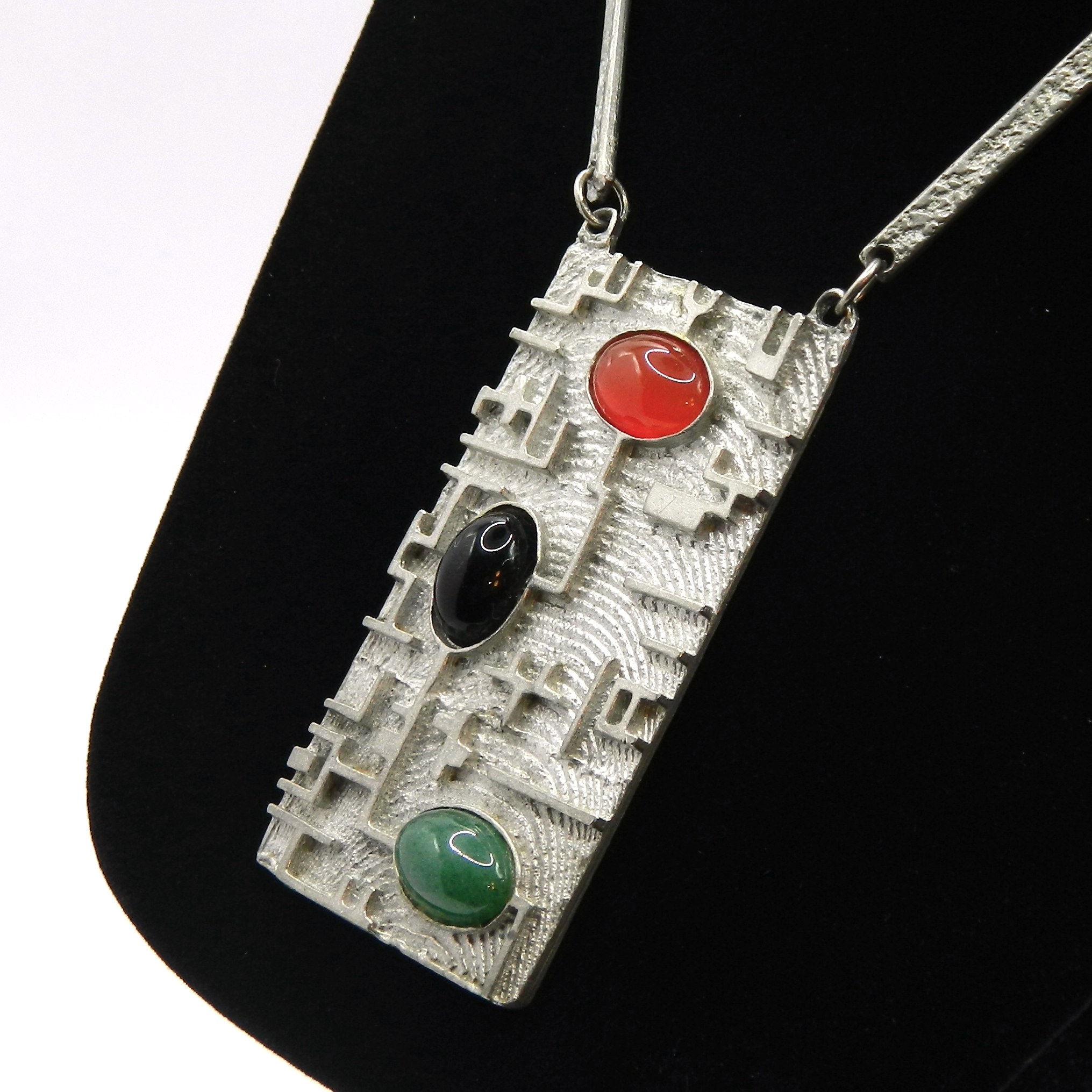 Vintage Modernist Pendant Necklace