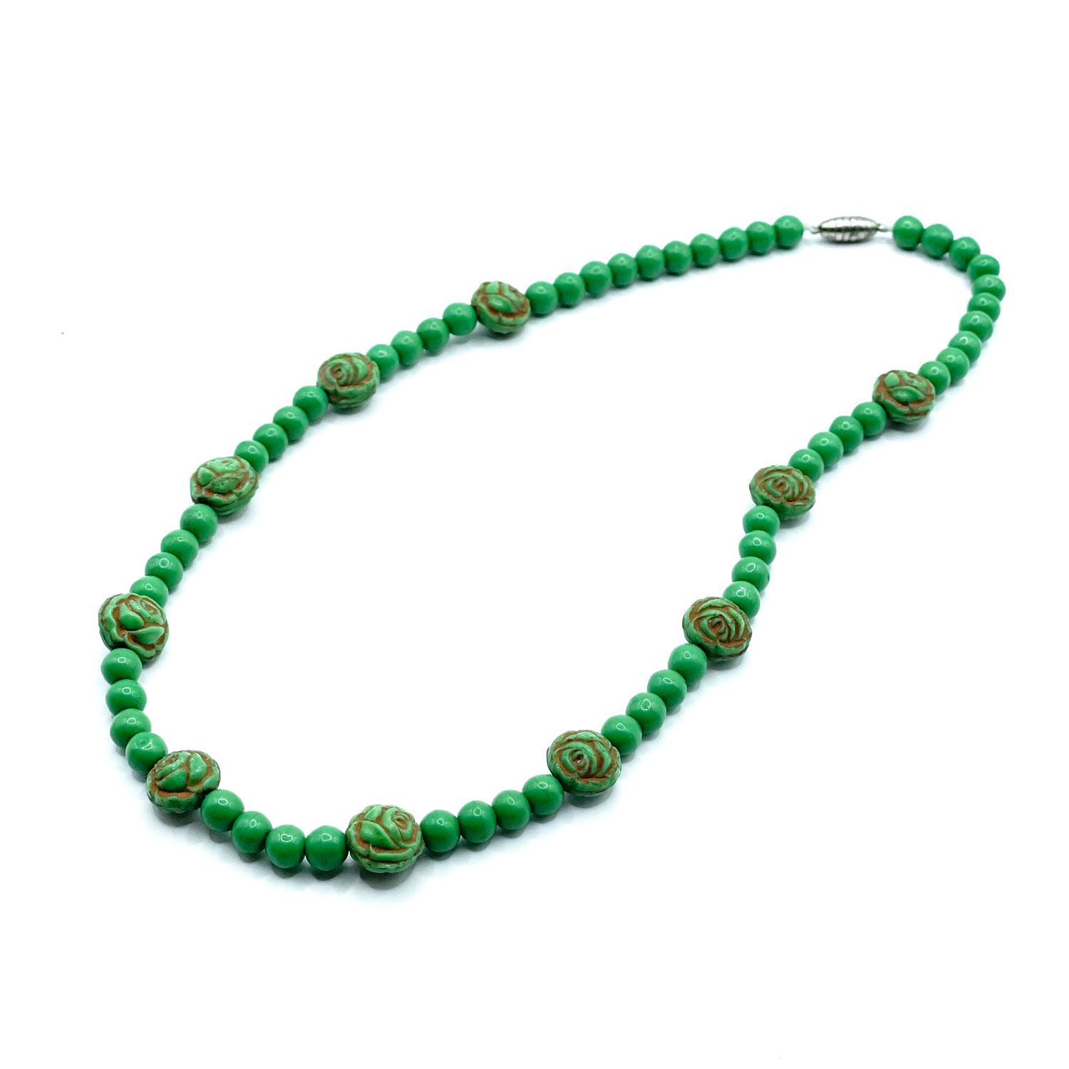 Green glass rose bead necklace