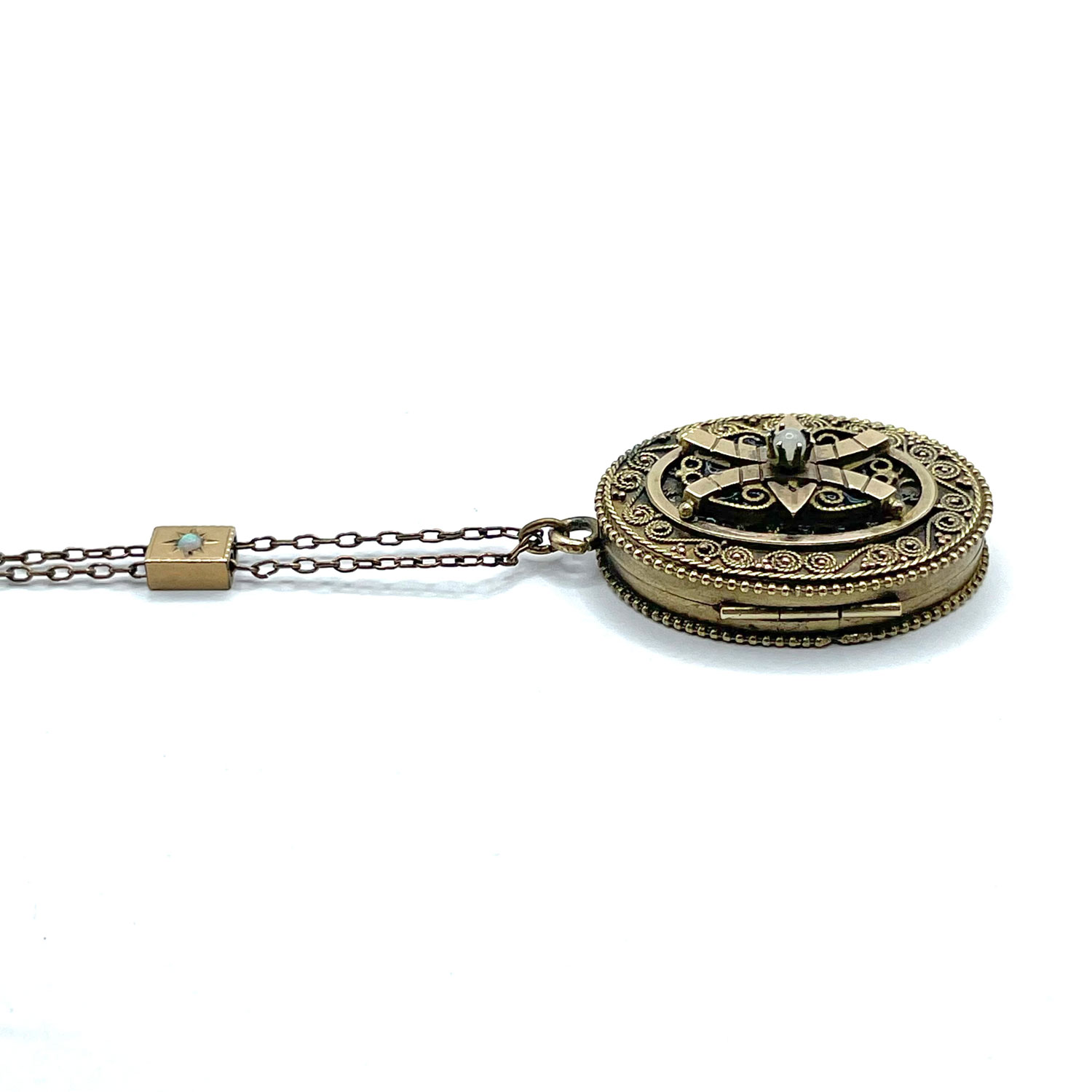 Antique locket pendant necklace