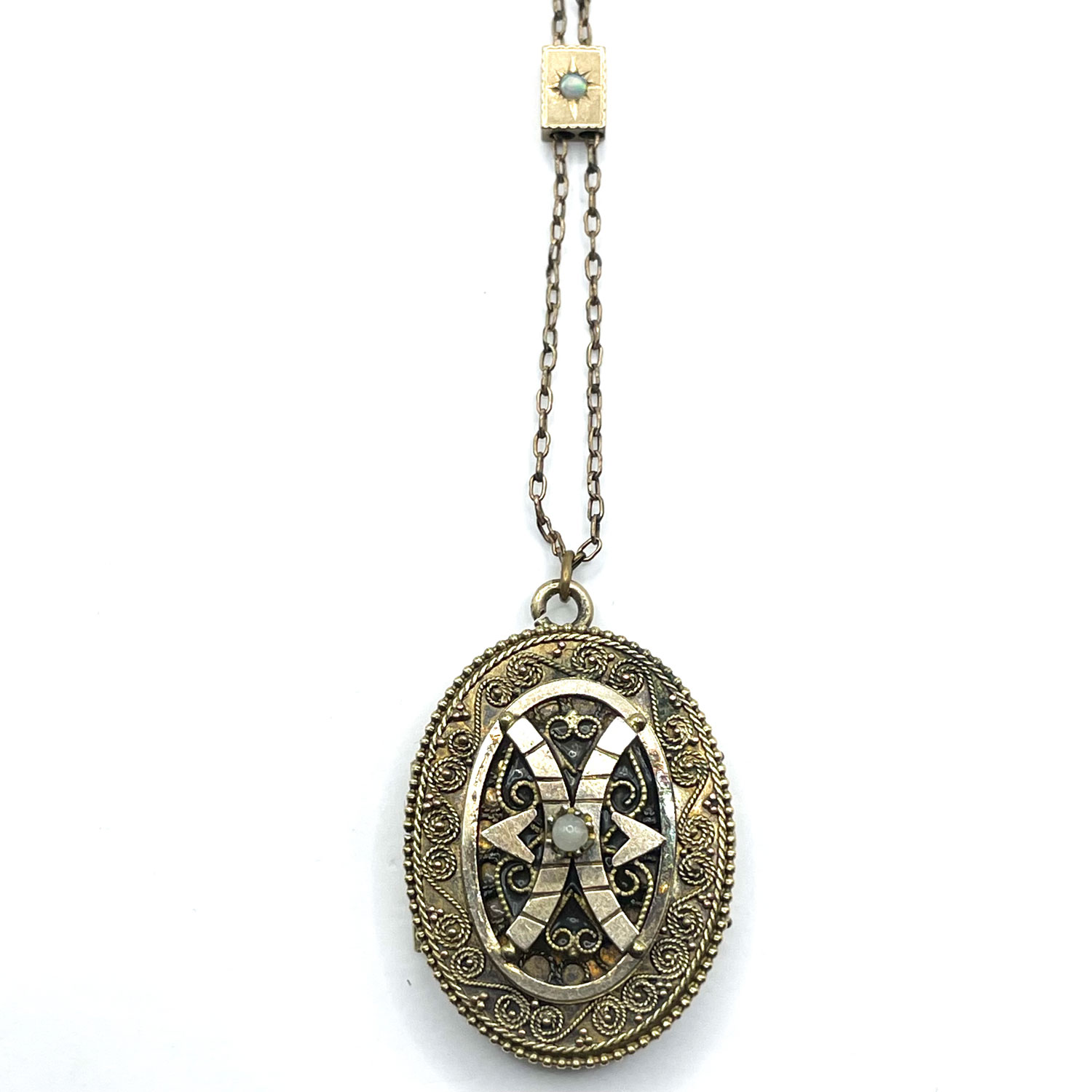 Antique locket pendant necklace