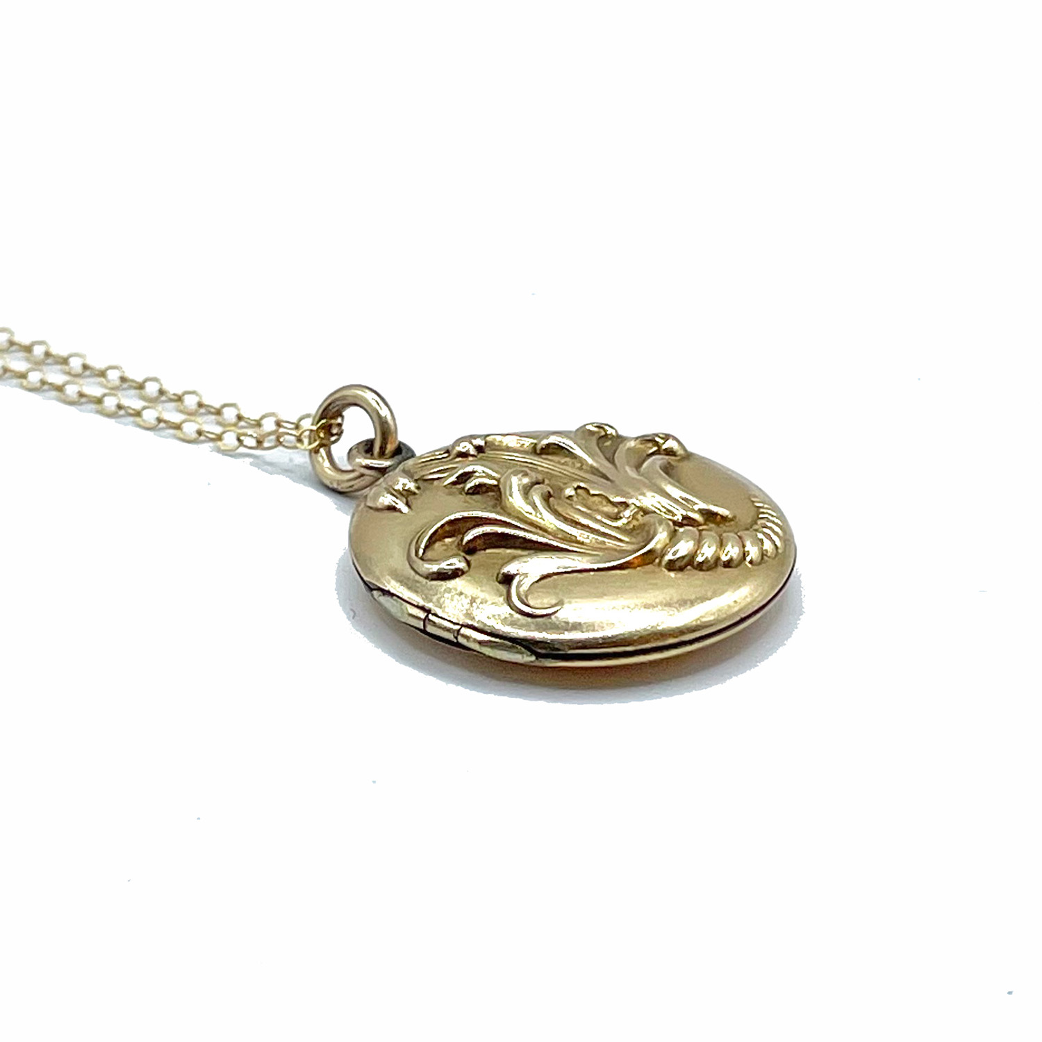 Antique locket pendant necklace