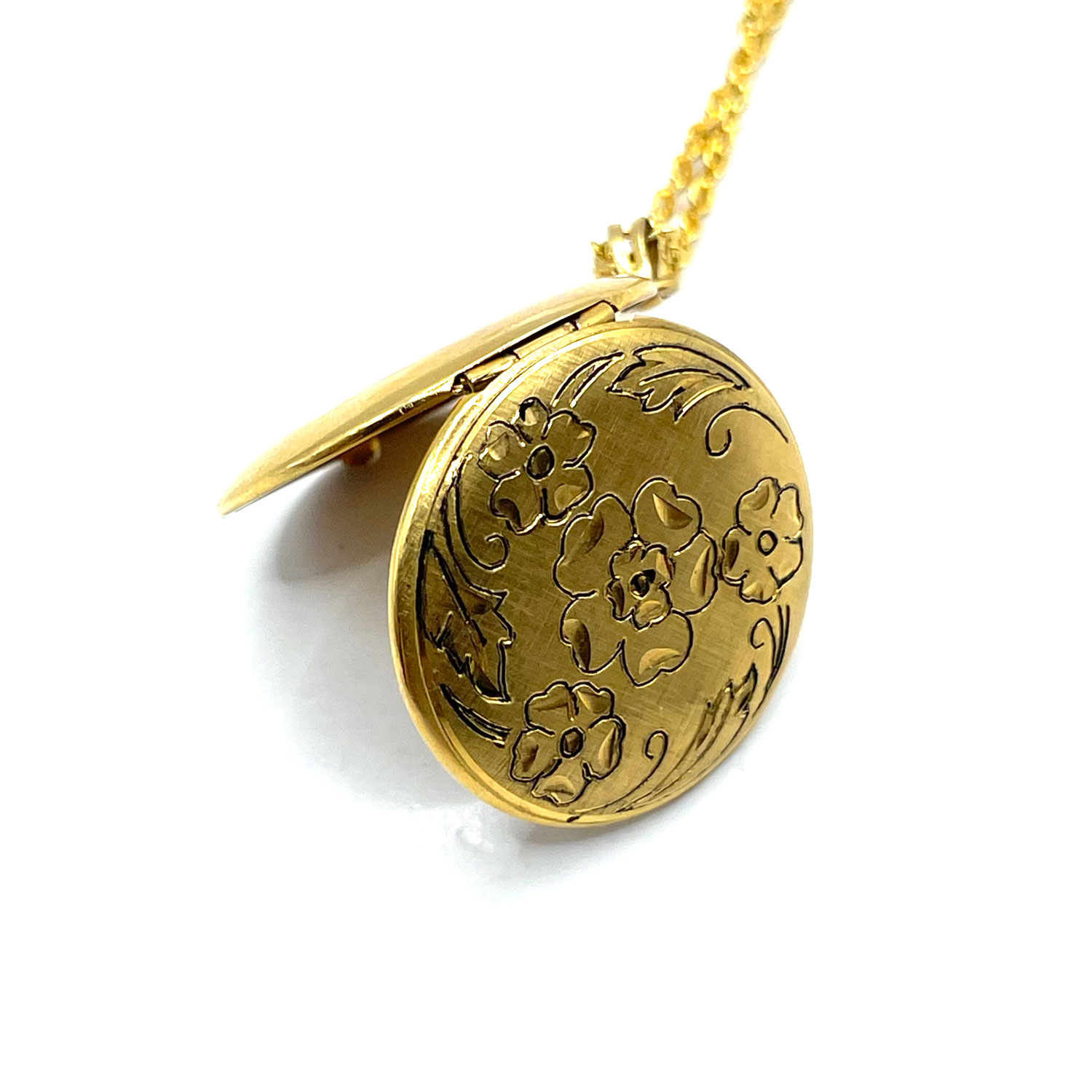 Floral etched locket pendant necklace