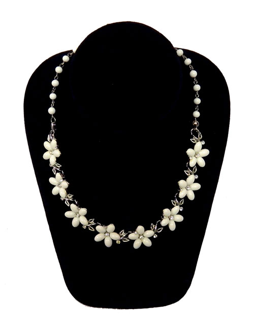 1950's white rhinestone necklace