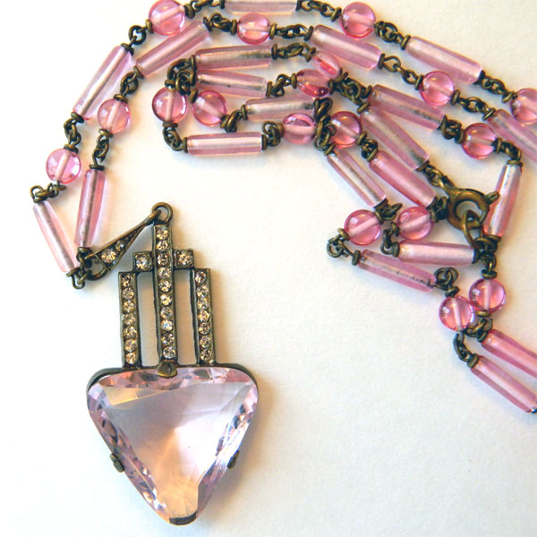 1920's Pink Art Deco necklace