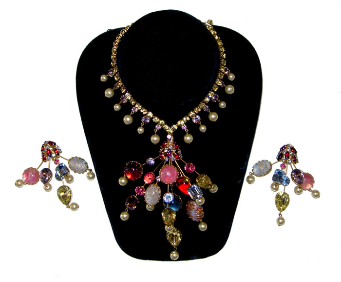 1950s rhinestone necklace