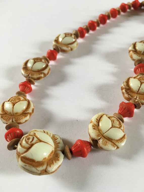 rose bead necklace