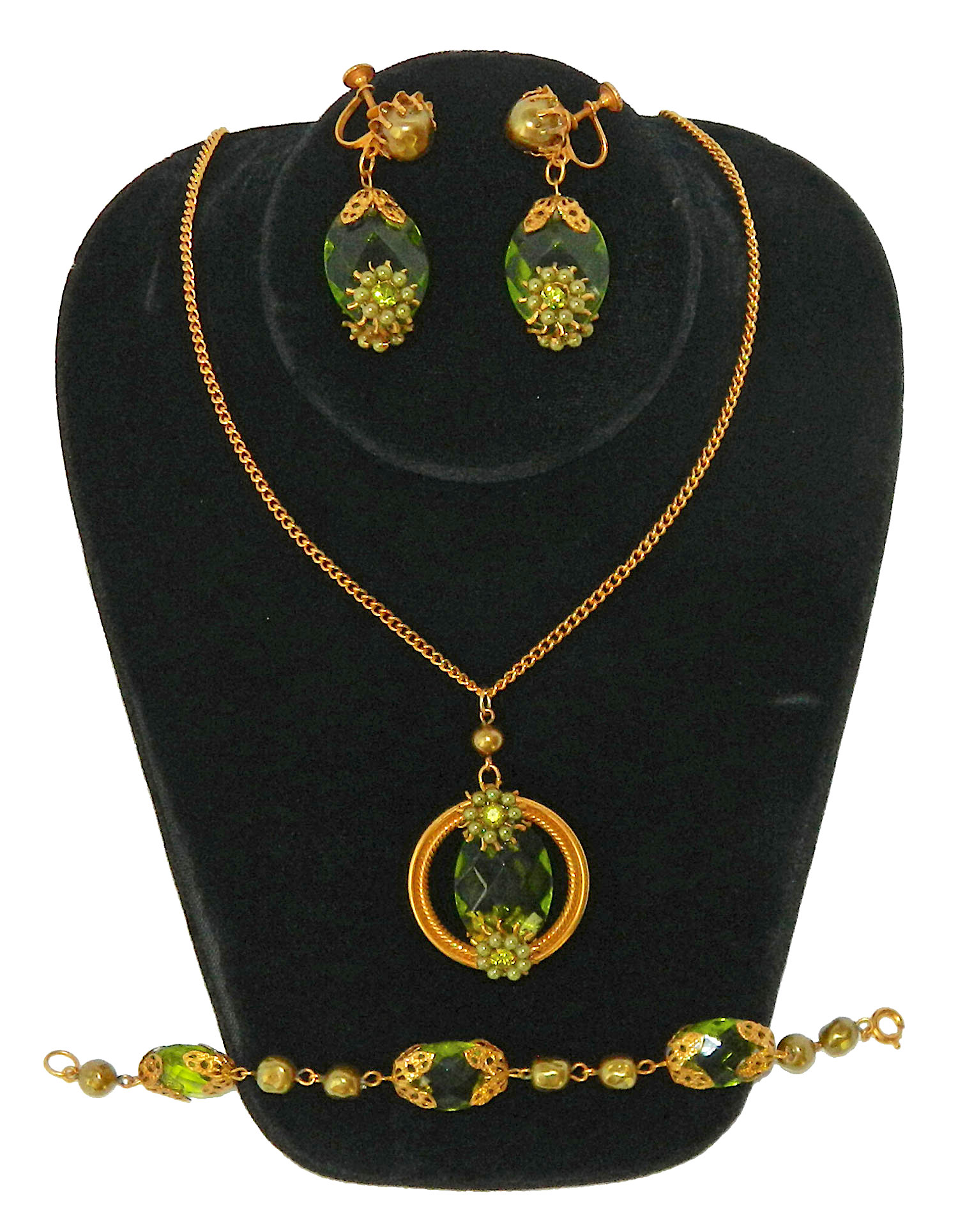 Vintage pendant necklace set