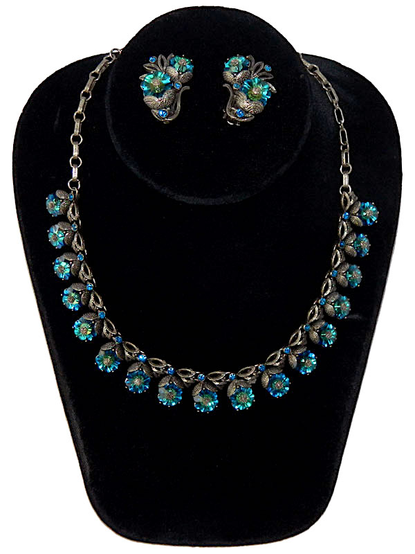 1950s rhinestone choker