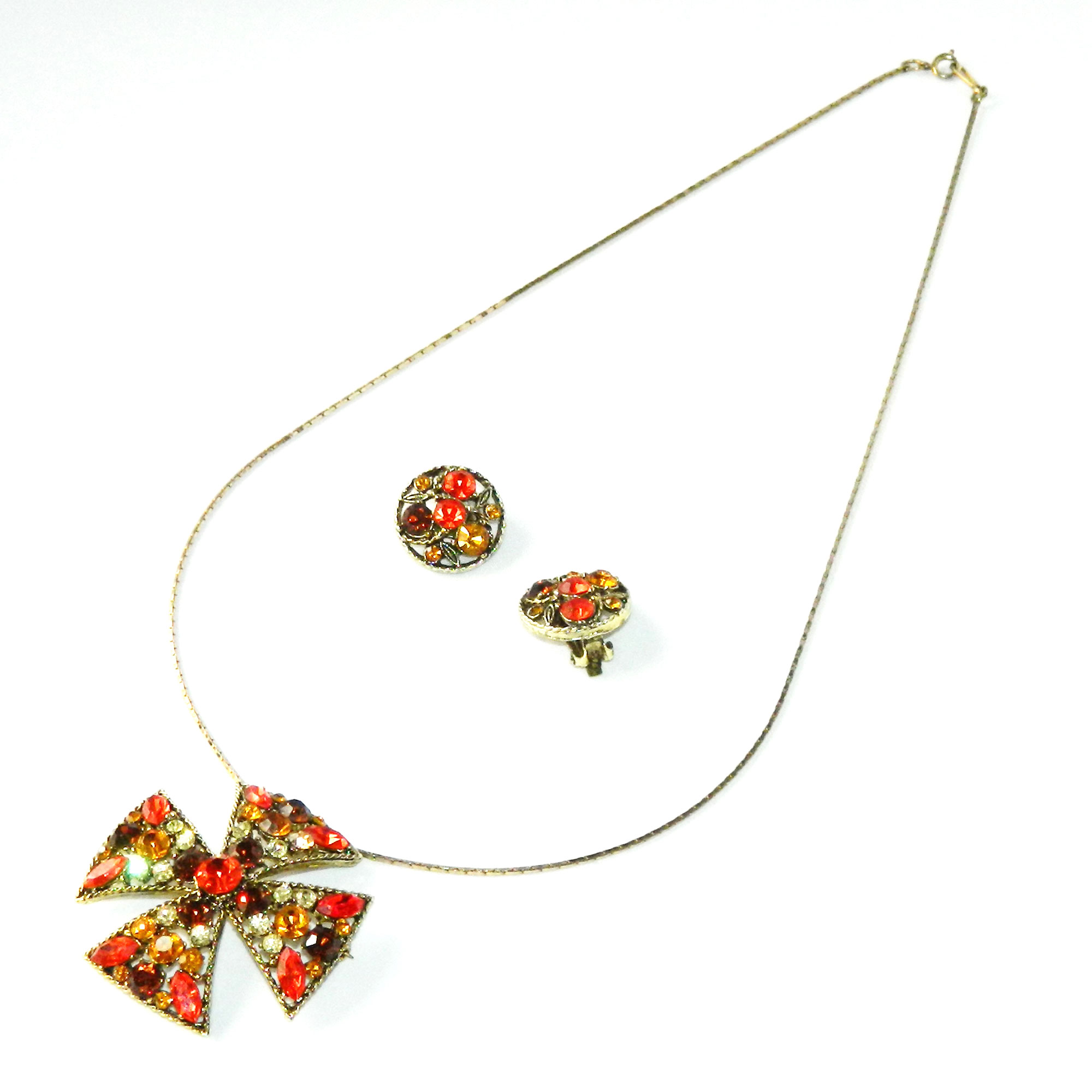 Maltese cross pendant necklace set