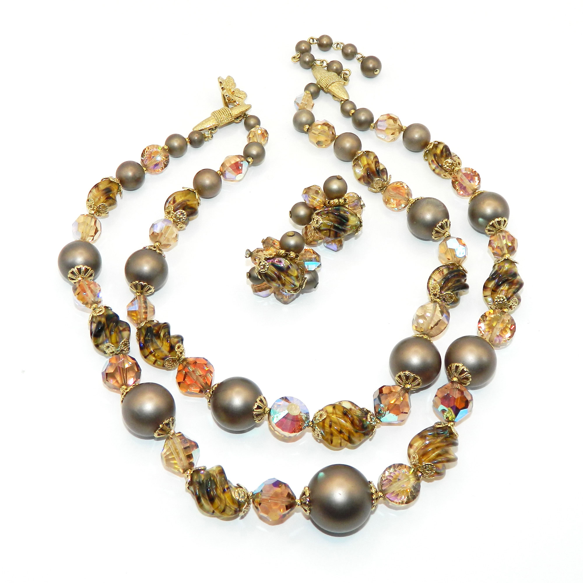 Vendome necklace and earring set