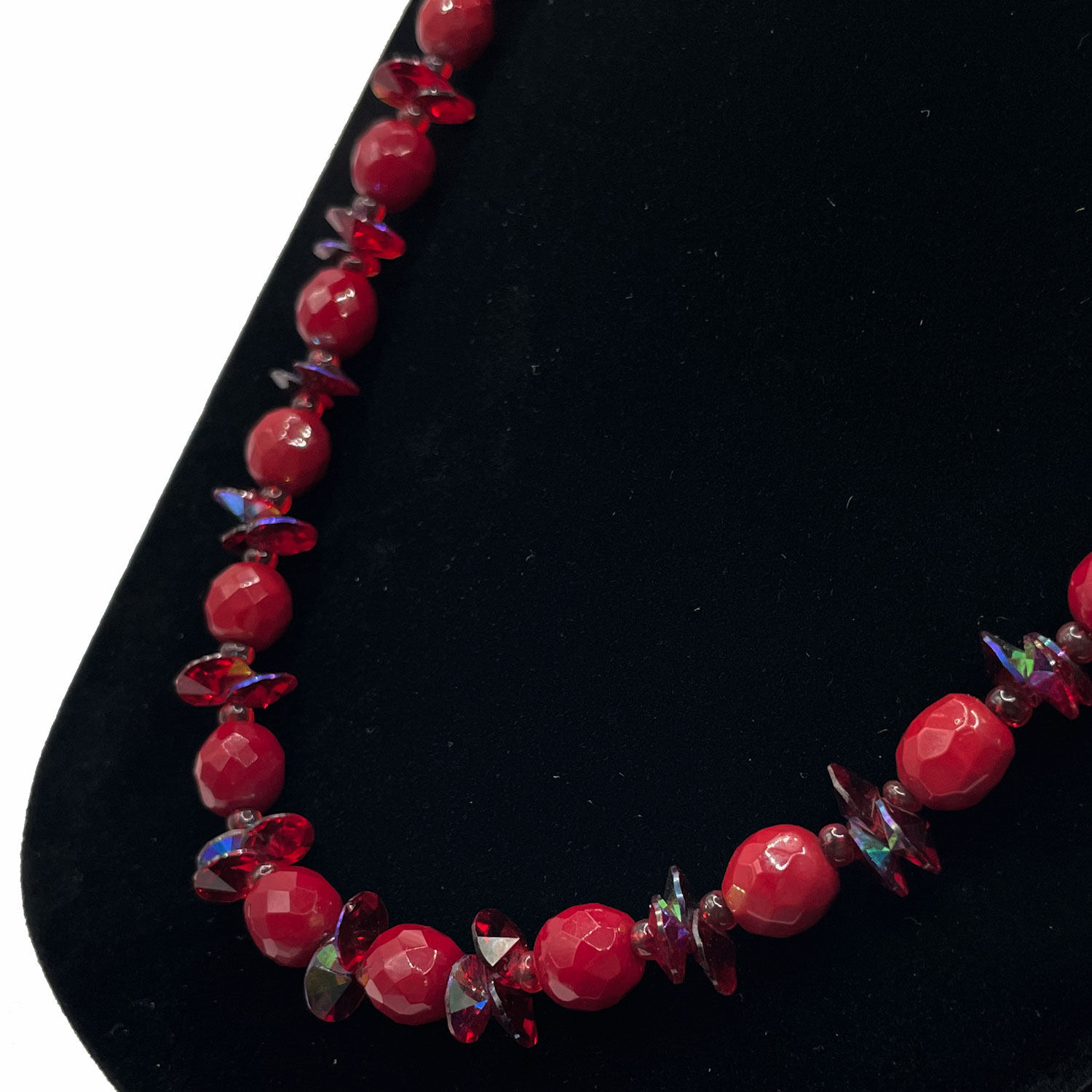 Red Hobe necklace