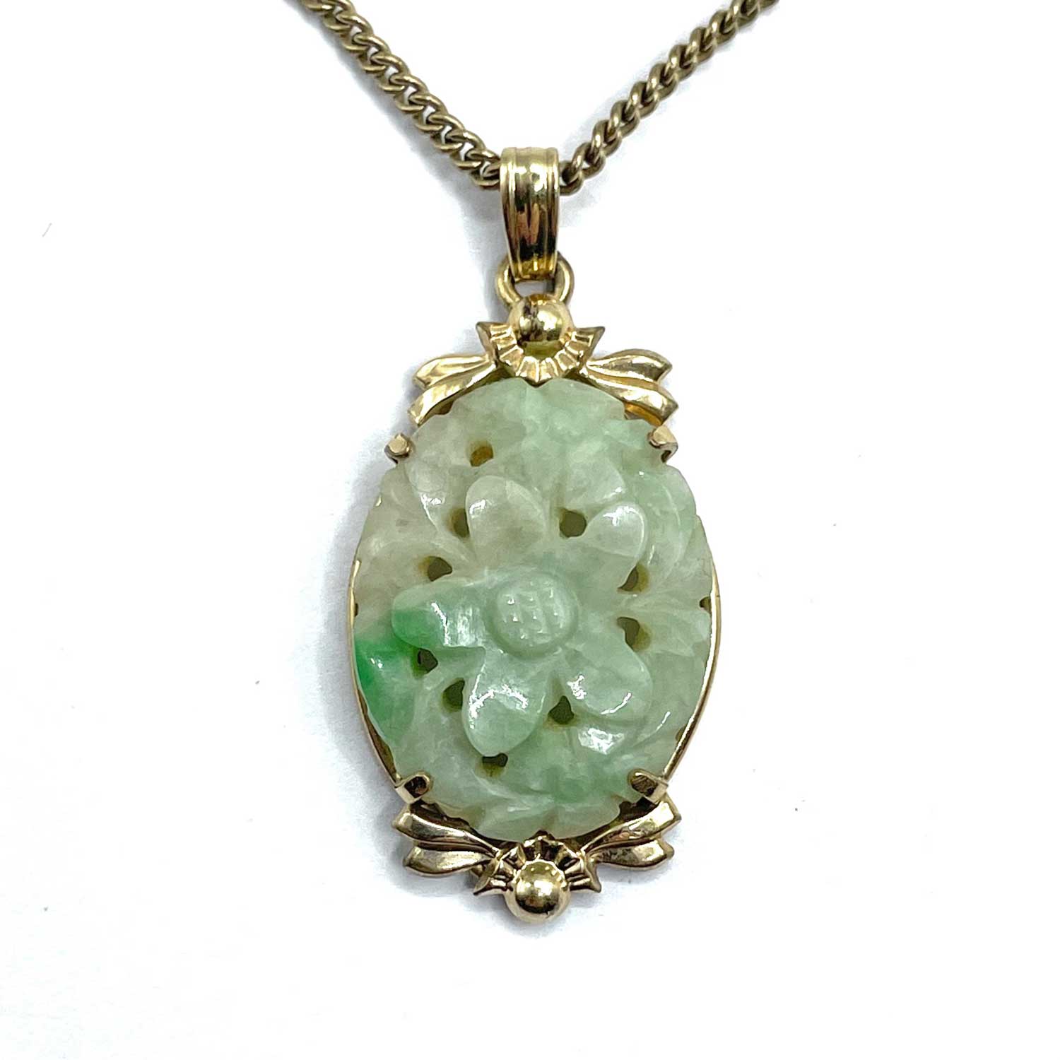 Van Dell jadeite pendant necklace set
