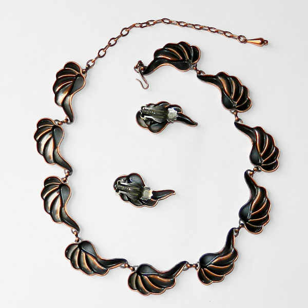 Renoir copper necklace