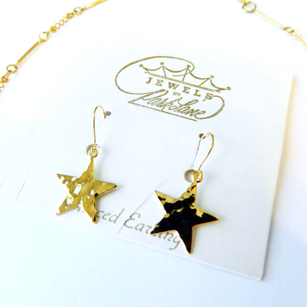 Gold star necklace and earring set