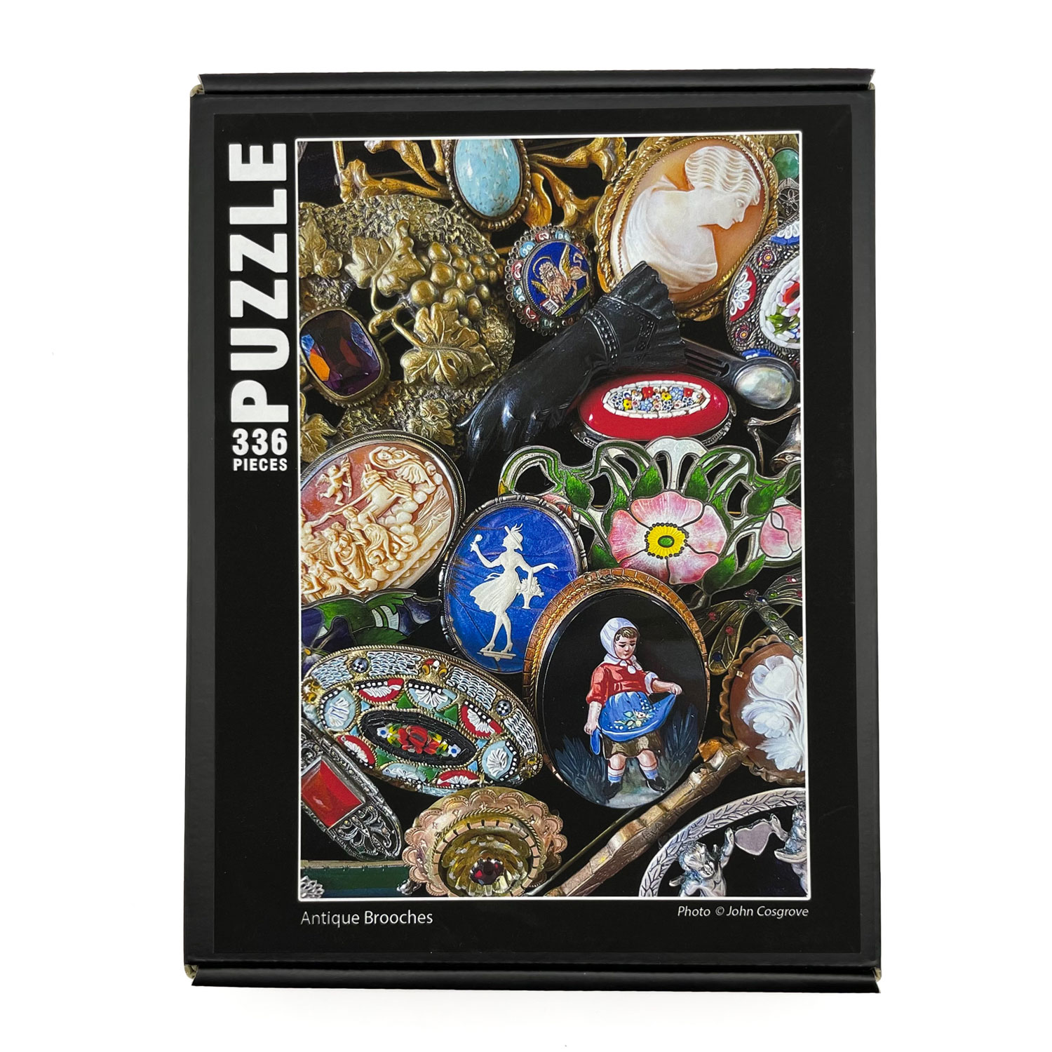 Antique brooches puzzle