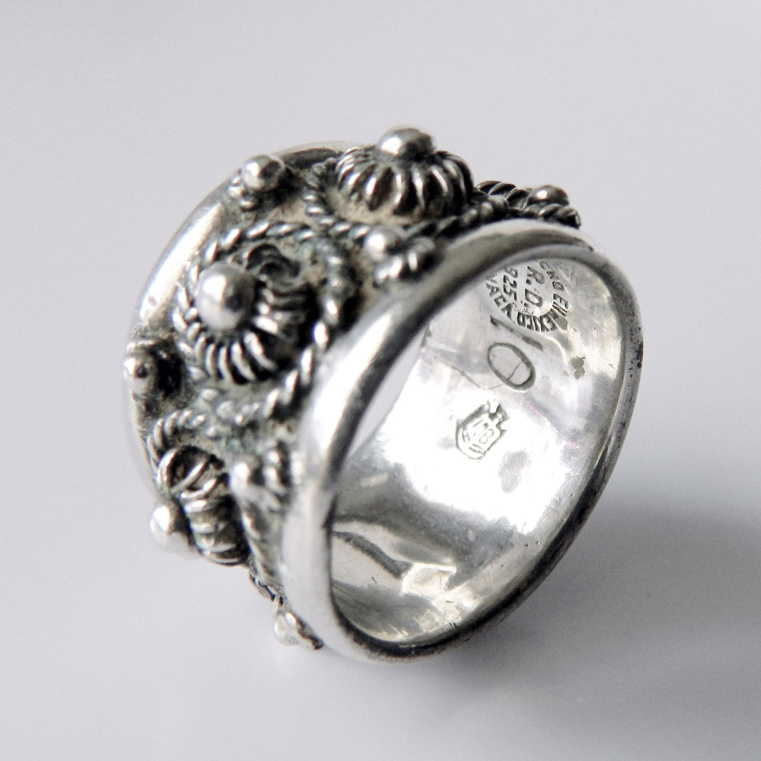 Vintage Mexican silver ring