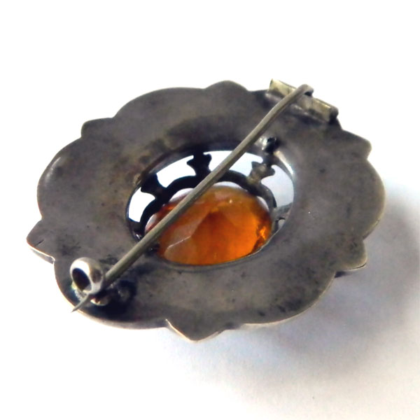 Antique Scottish agate brooch