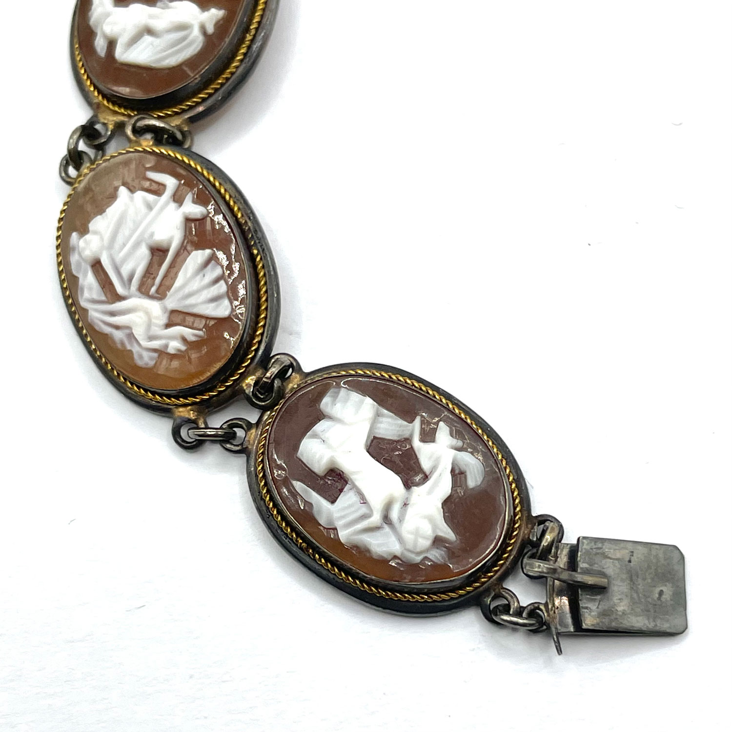 Italian cameo bracelet