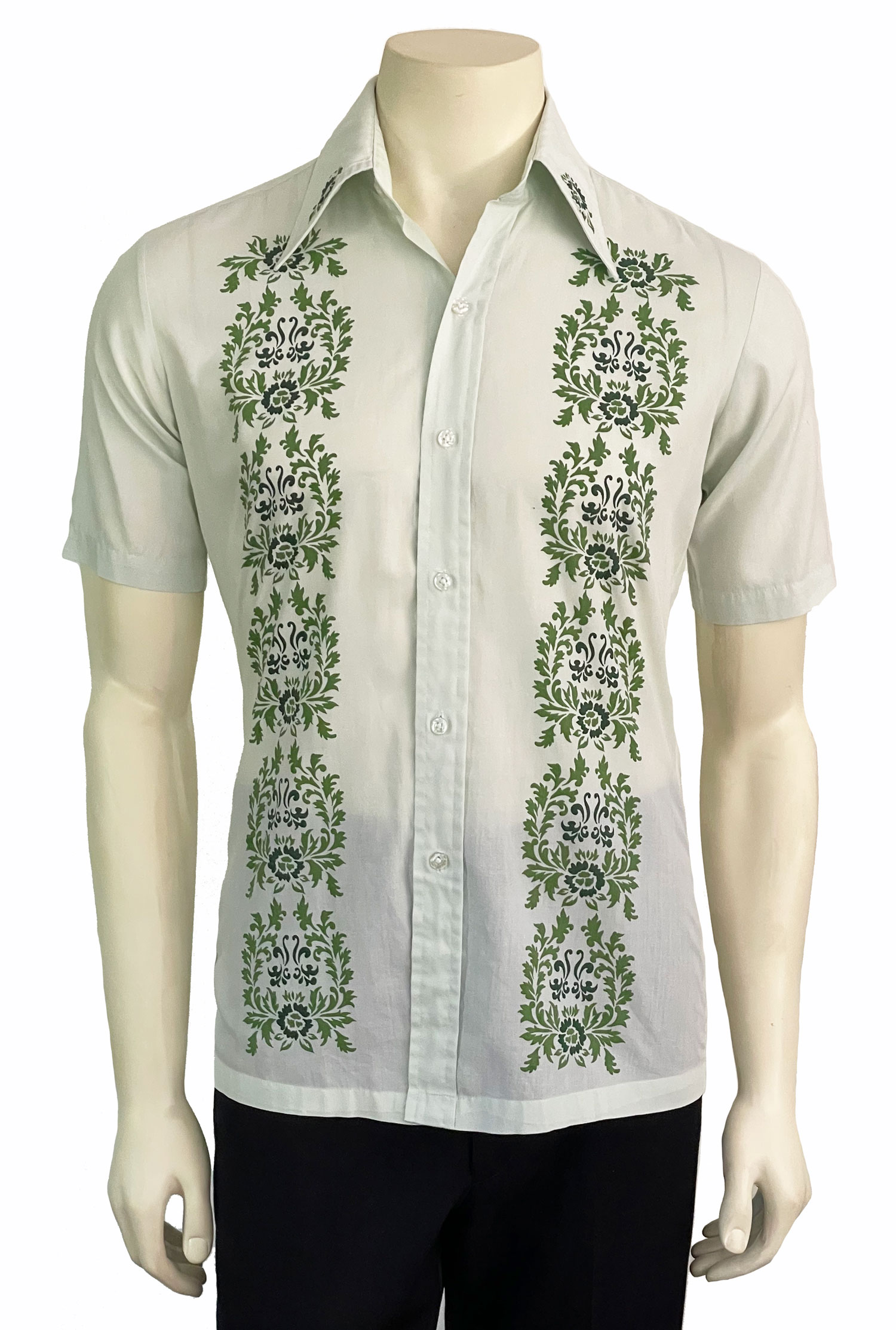 1970s Philippine Tagalog shirt