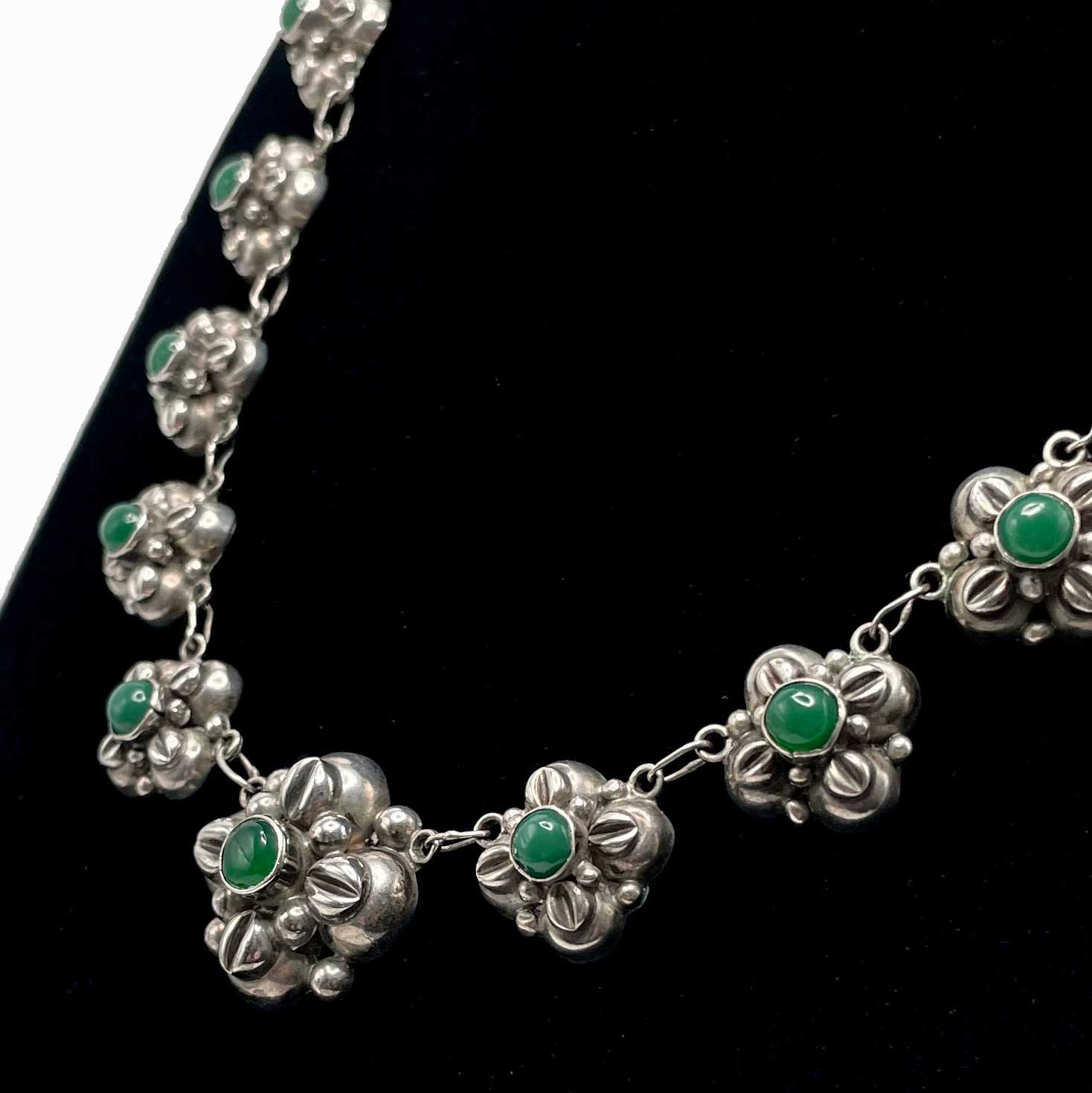 Mexican silver chrysoprase necklace