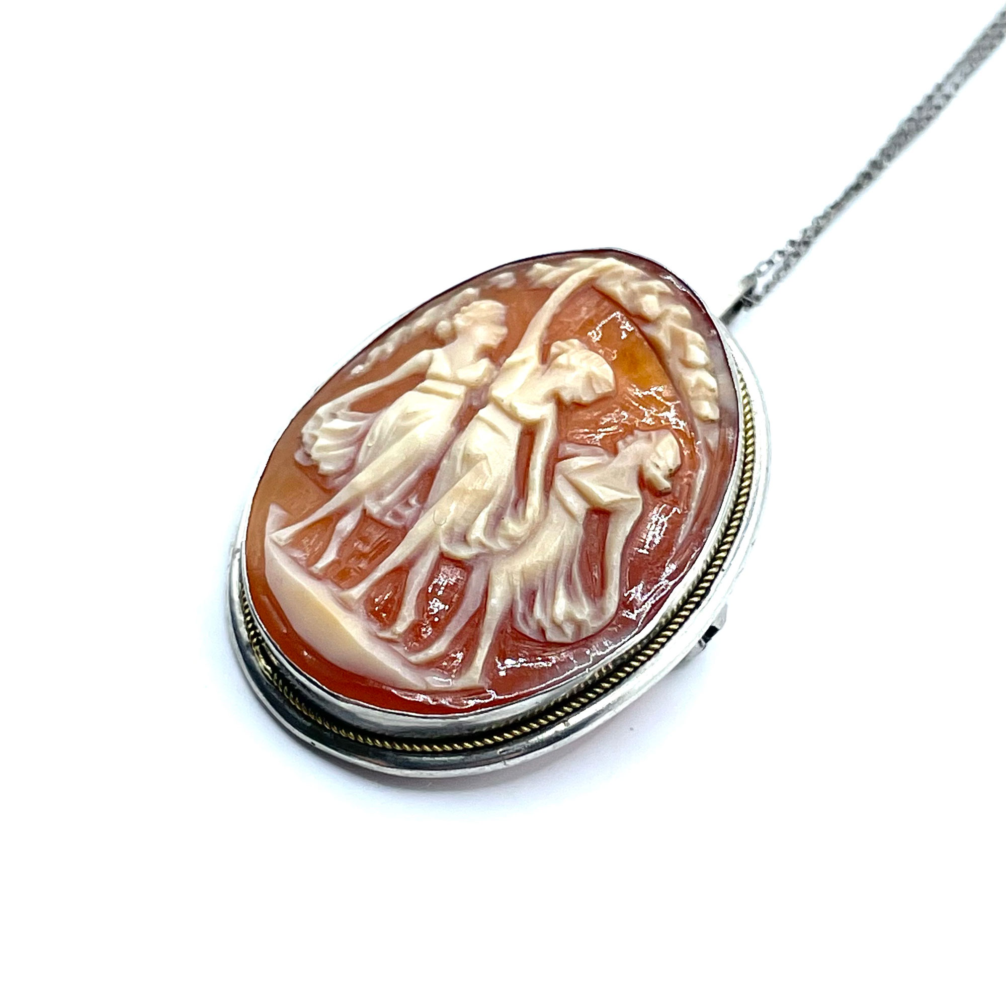 Three Graces silver cameo pendant necklace