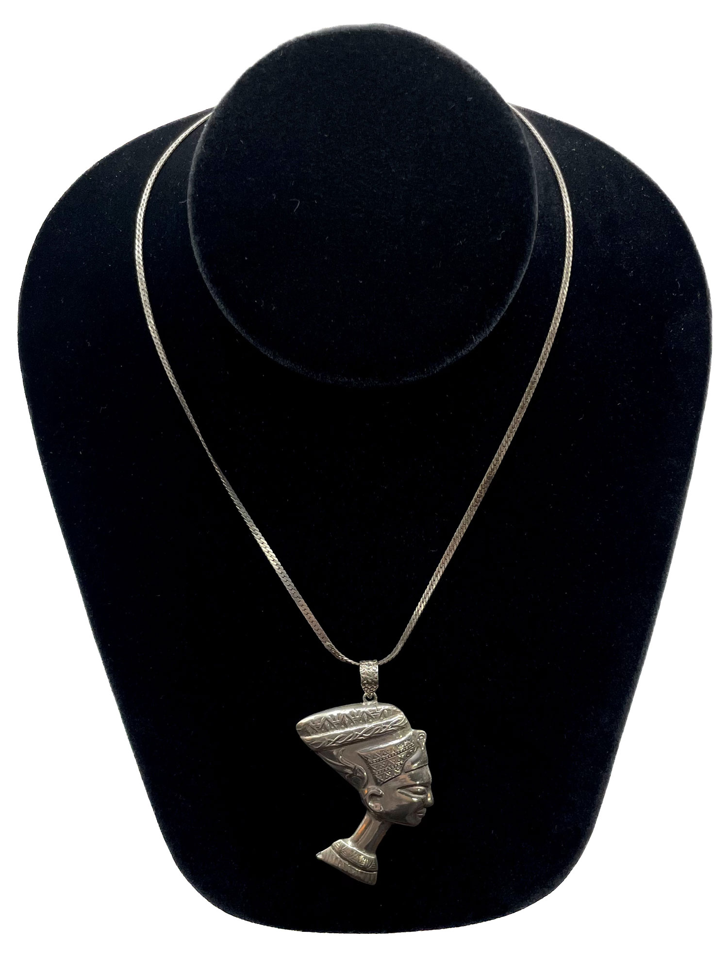 Nefertiti sterling pendant necklace