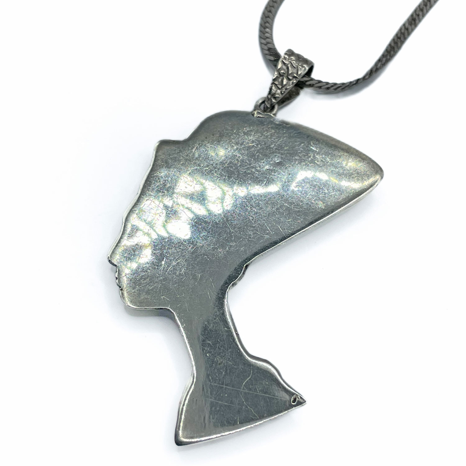 Nefertiti sterling pendant necklace