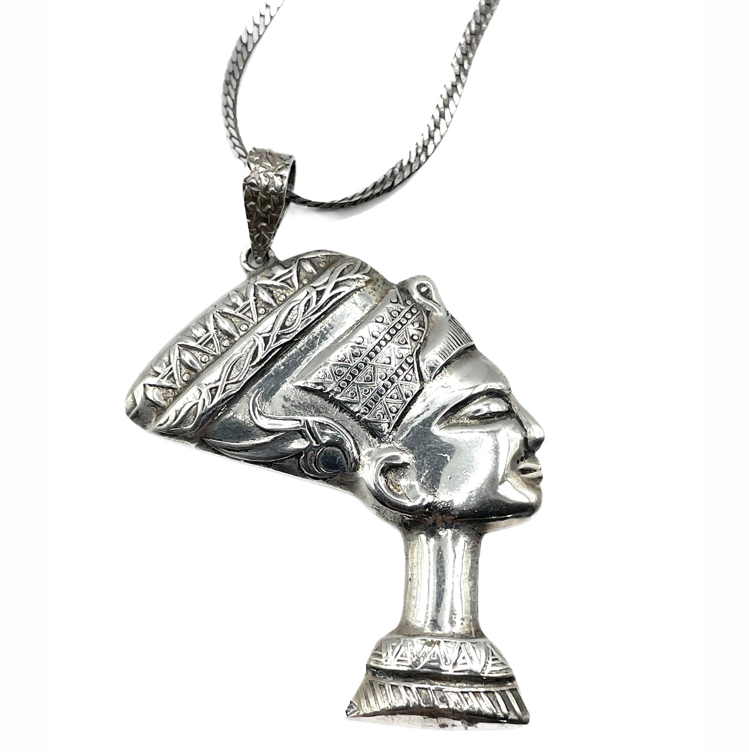 Nefertiti sterling pendant necklace